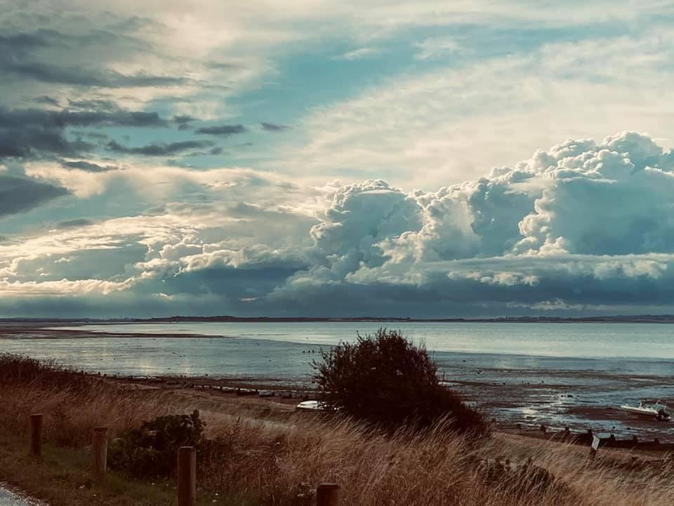 Vista Caravan Hire Seasalter 外观 照片