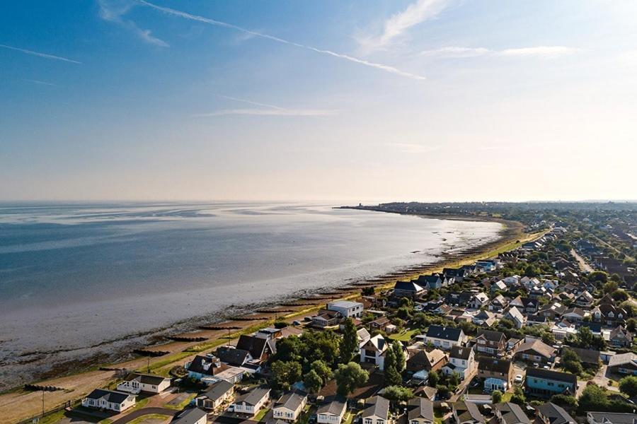 Vista Caravan Hire Seasalter 外观 照片